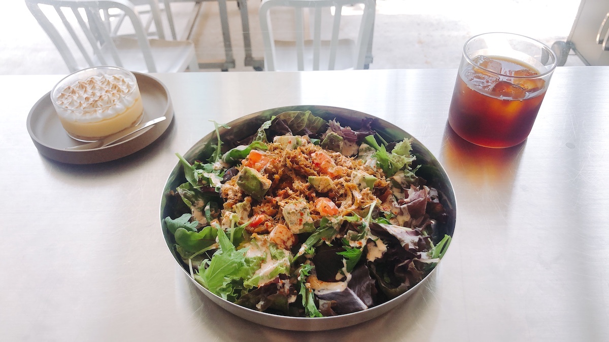 五反田・不動前の無機質カフェ「TONER（トナー）」おいしくて美しい健康メニューが揃う