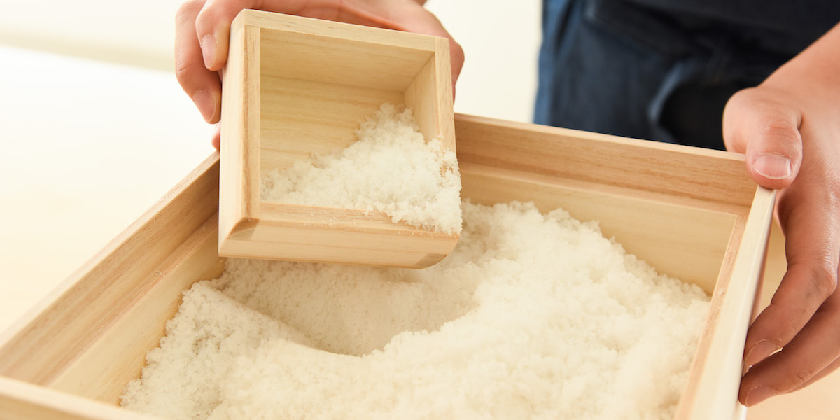 できたての塩を量り売り！代々木公園エリアにライフコンセプトショップ「umi to mori」がオープン！