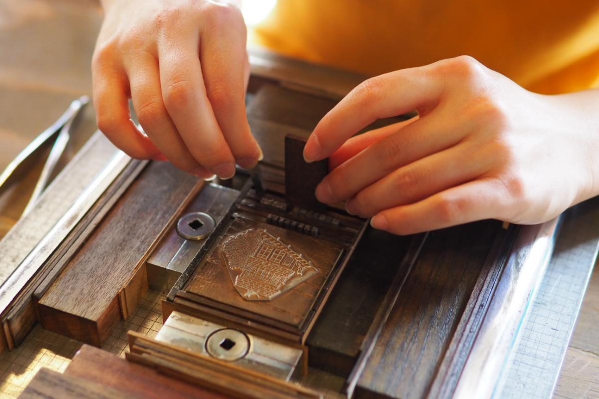 活版のキホン工程を体験できるBコース（2420円～）