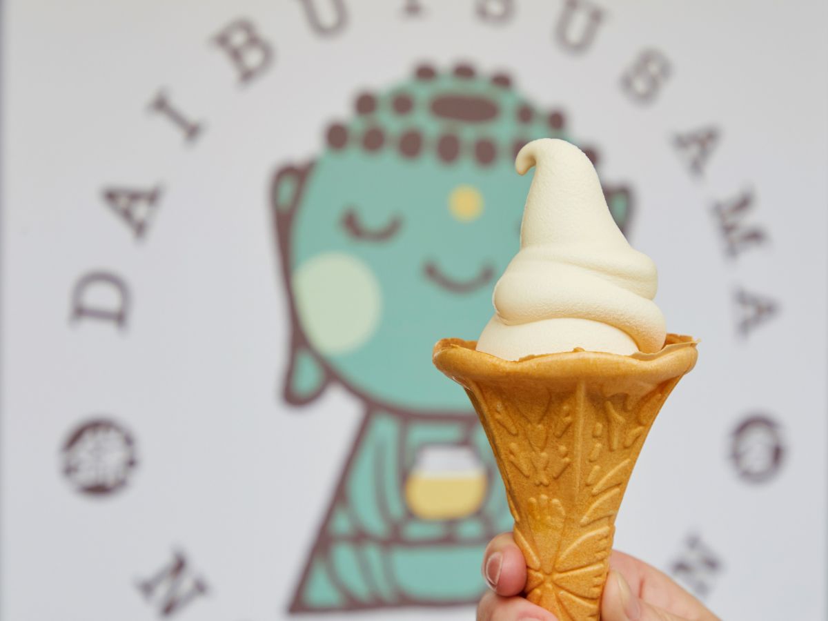 ソフトクリーム プリン味  350 円 