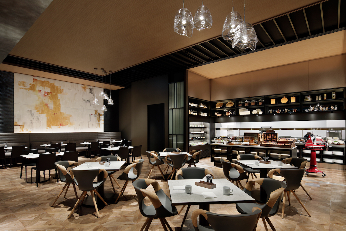 1階「ACキッチン」のレストランエリア