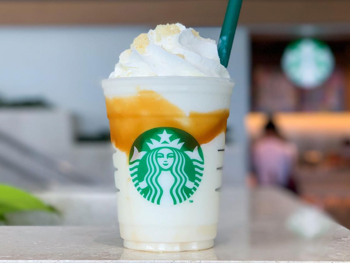 「沖縄 かりー ちんすこう バニラ キャラメル フラペチーノ®」Tall 669円（お持ち帰り）/ 682円（店内利用）※Tallサイズのみ