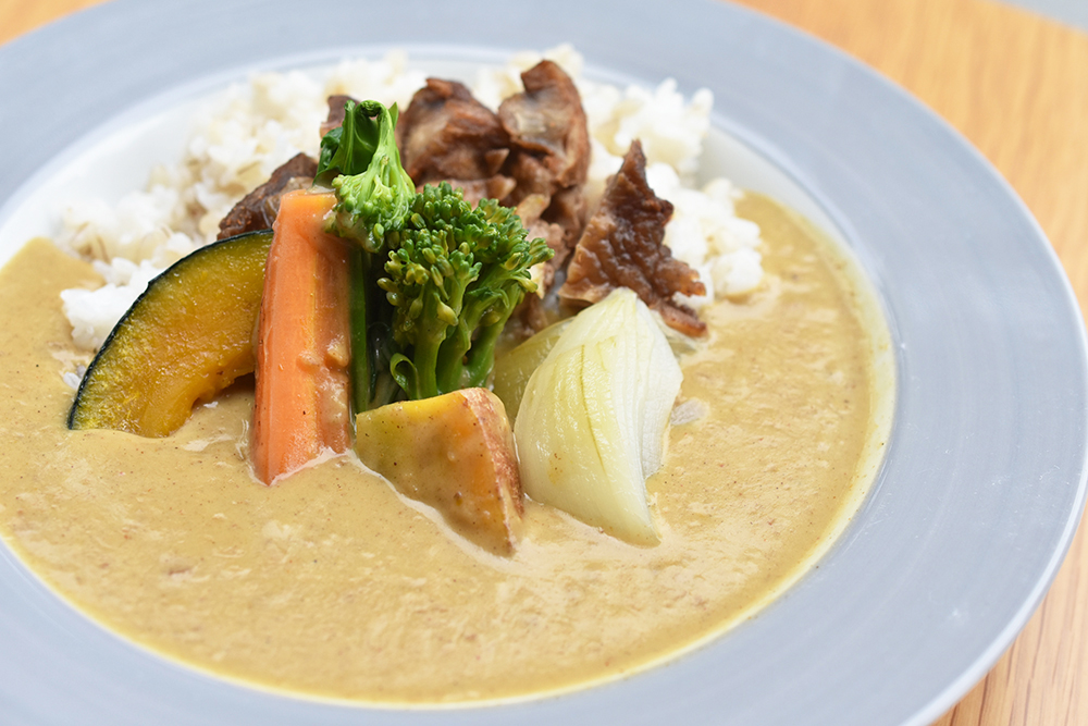 「馬車道ココナッツスープカレー」1100円