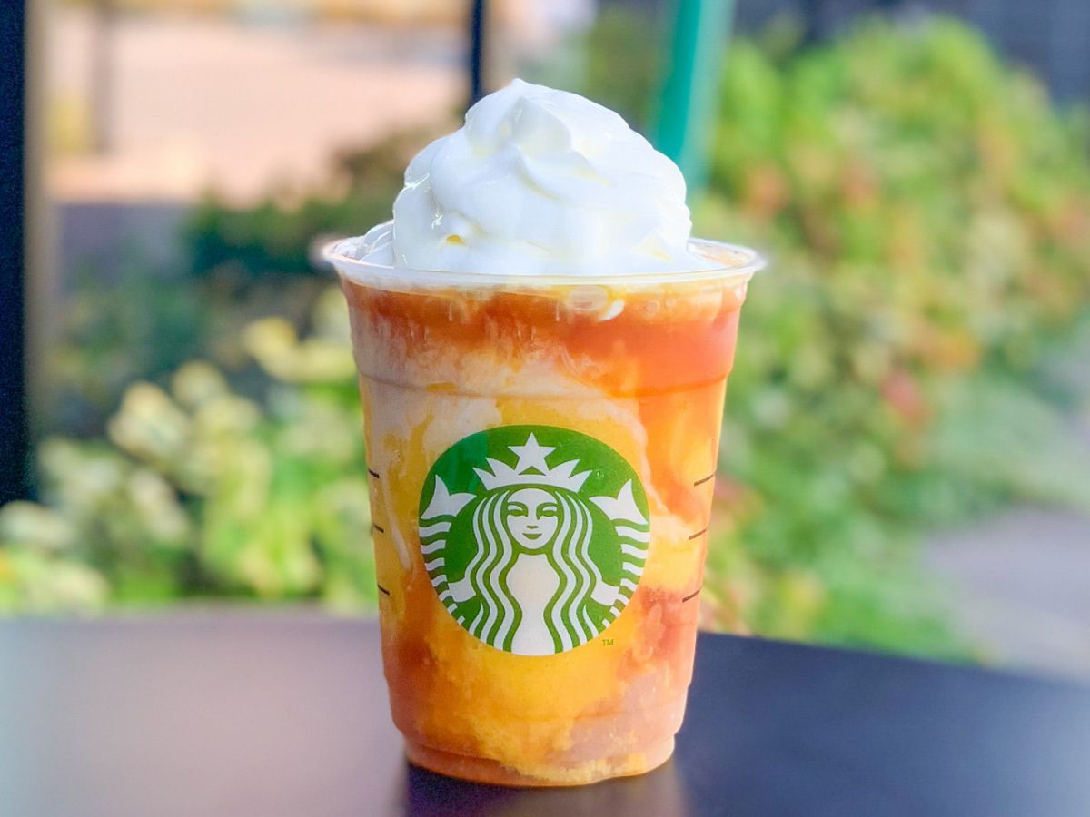 「福島 いろどりフルーツだっぱい フラペチーノ®』」 Tall 669円(お持ち帰り) / 682円(店内利用)