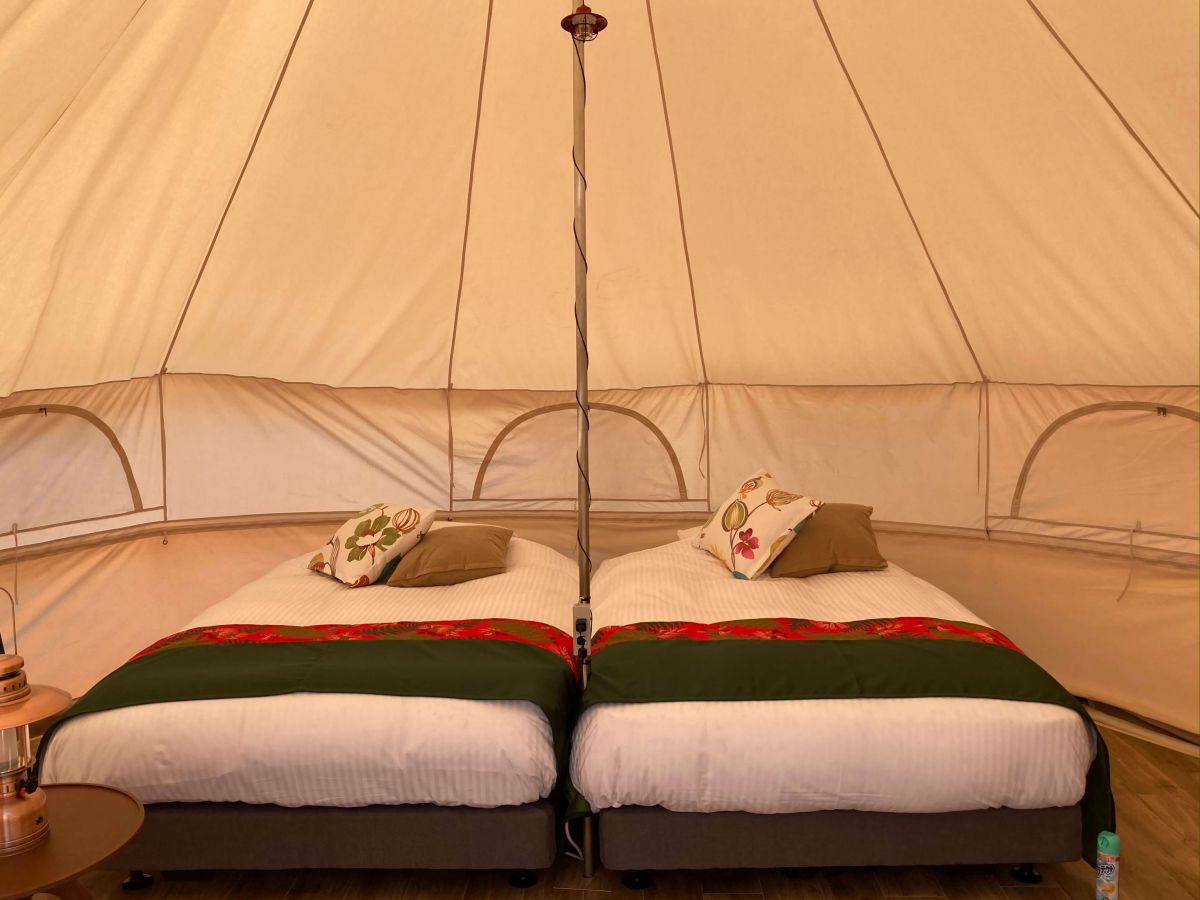 テント内ベッド