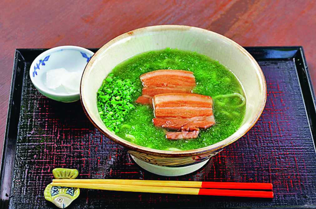 磯の香漂うアーサそば（単品）800円