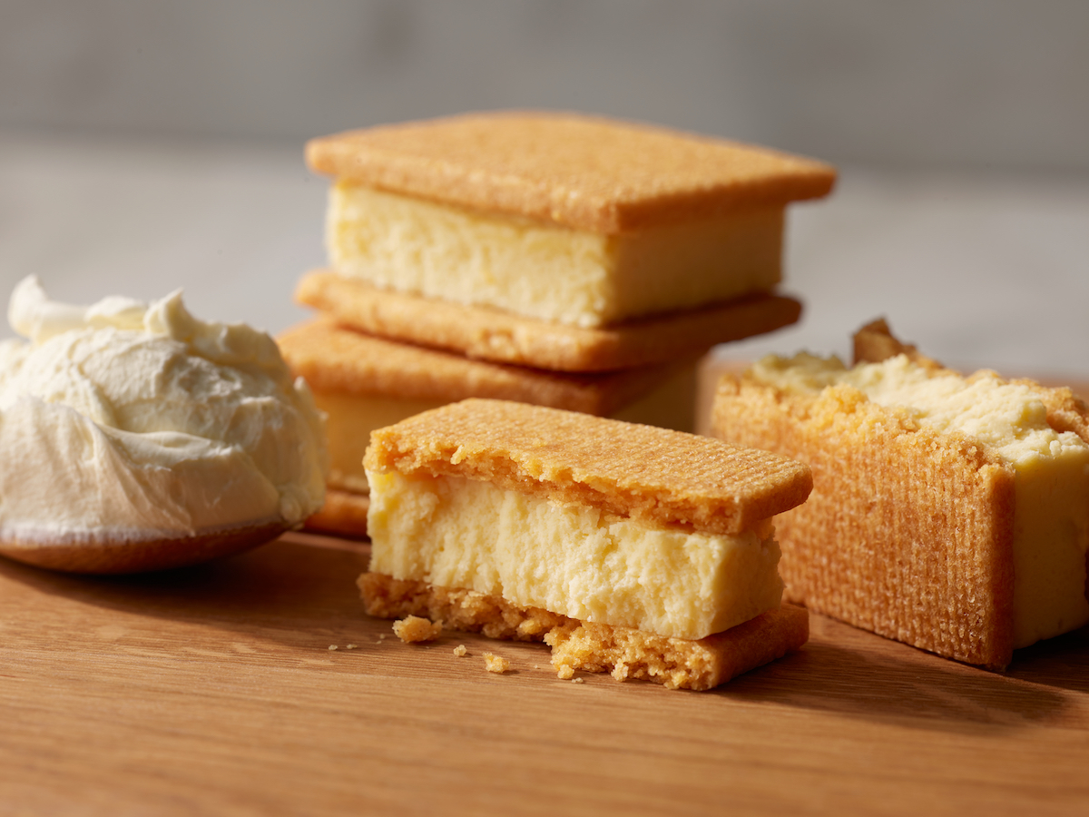 「チーズケーキサンド」1個 378円