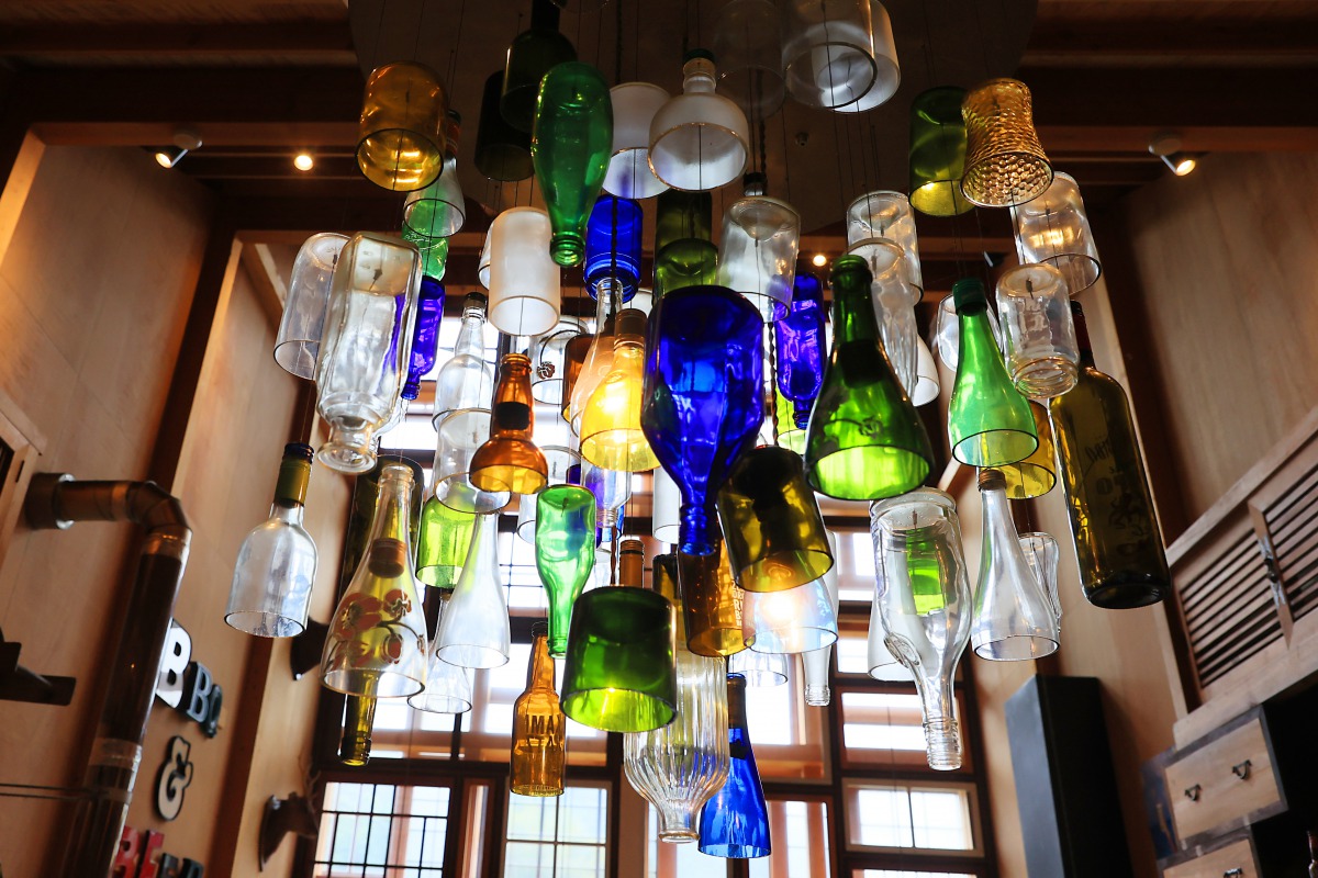 RISE ＆ WIN Brewing Co. BBQ ＆ General Store