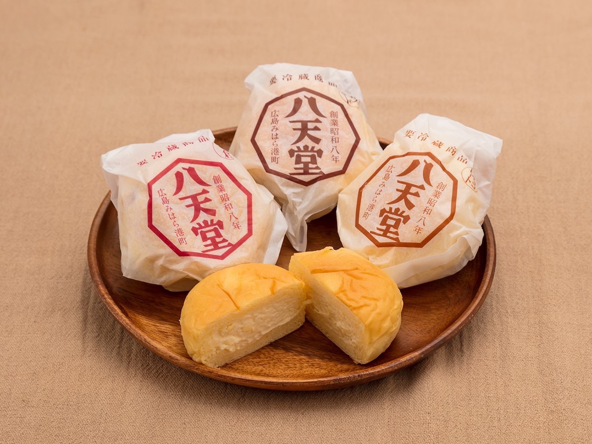 「クリームパン5種詰合せ」1000円 店舗:八天堂