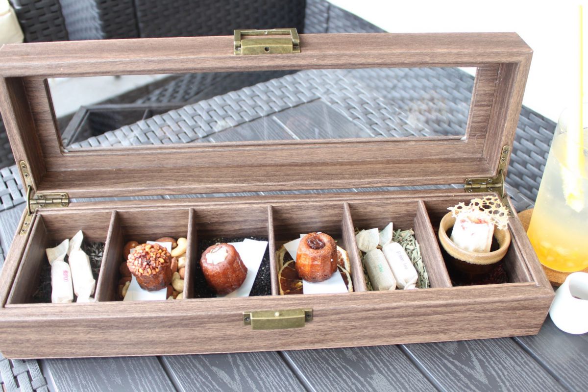 アフタヌーンティーセット【宝石箱】 2000円（1名分・ドリンク付き）