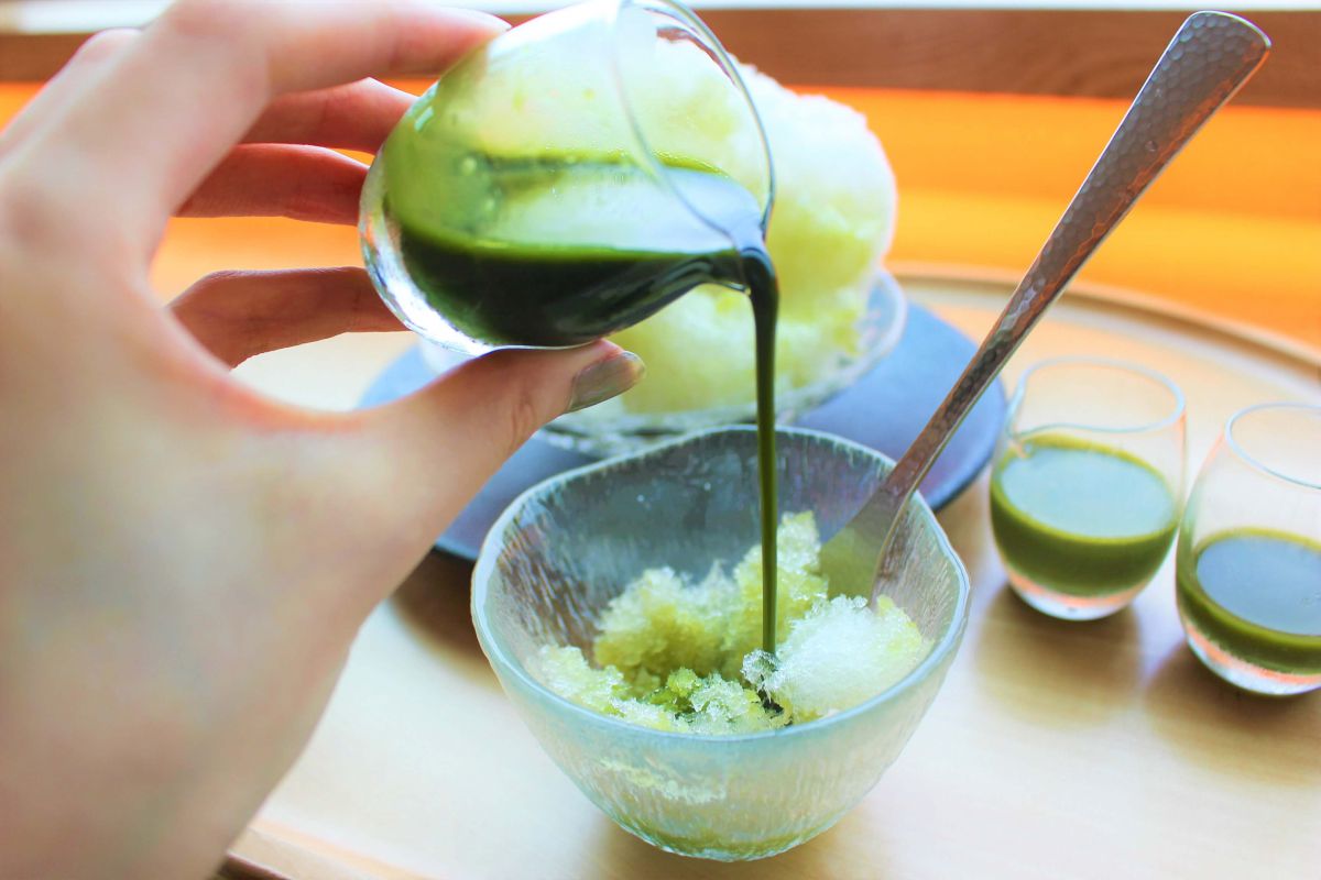 小皿に氷を取り分けて、ちょっとずつ楽しむのがおすすめ