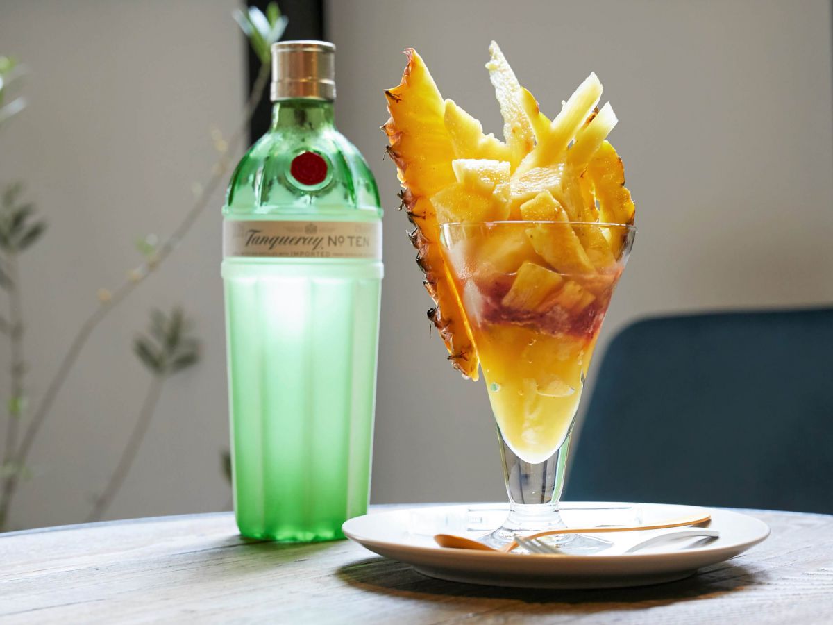 パイナップルSingapore Sling パフェ  1500円