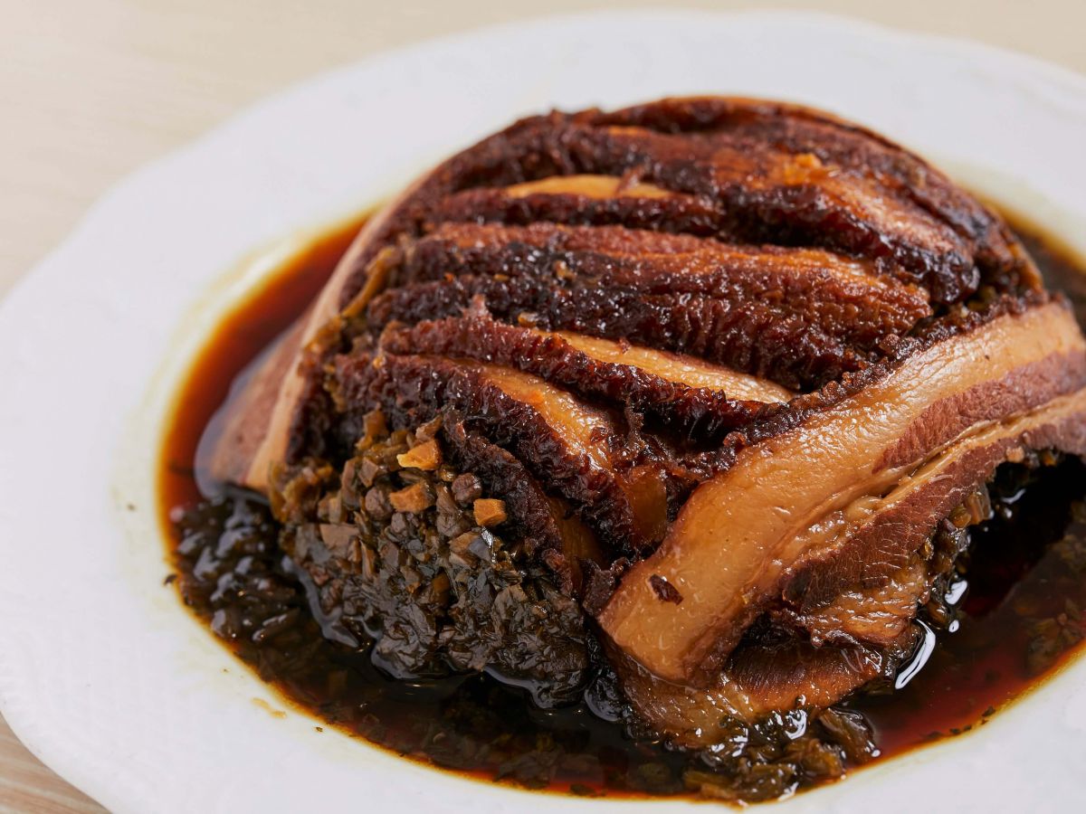 「ヤーツァイと豚バラの醤油煮」1450円