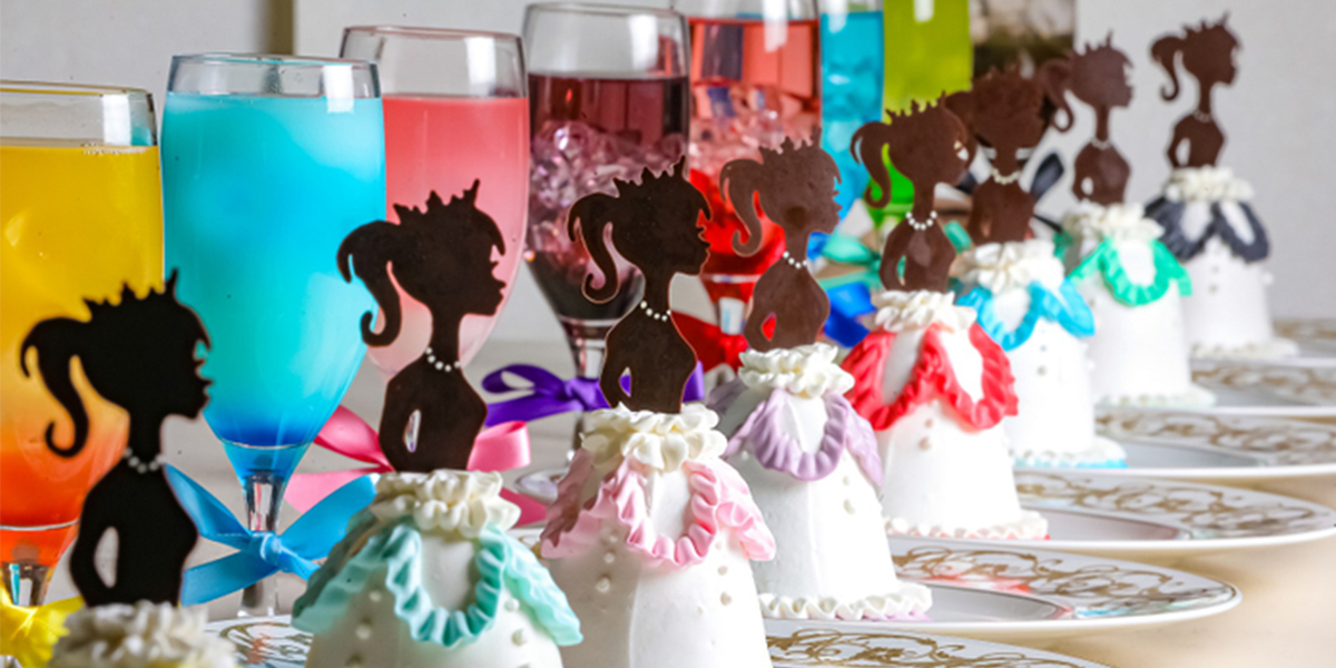 選べる推しカラーでアフタヌーンティー！プリンセスのドレスケーキに萌え断スイーツも♪