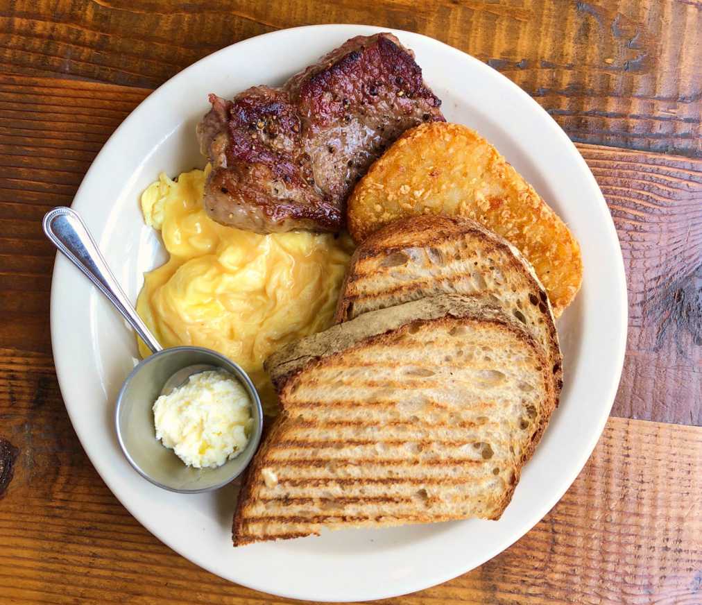 「ステーキ＆エッグ」2400円