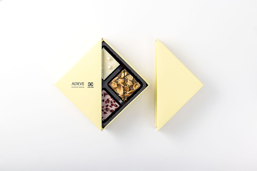 「ADEVE チョコレートブラウニー」3700円