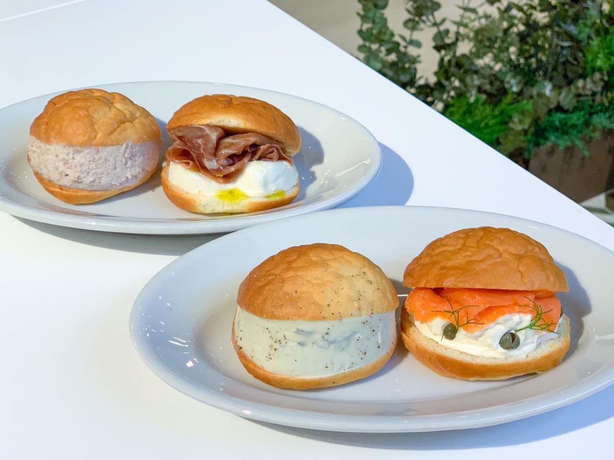 奥：マリトッツォ・サラート タルトゥフォ 680円、マリトッツォ・サラート モルタデッラ580円 手前：マリトッツォ・サラート クレーマ ゴルゴンゾーラ580円、マリトッツォ・サラート サーモン＆マスカルポーネ）580円