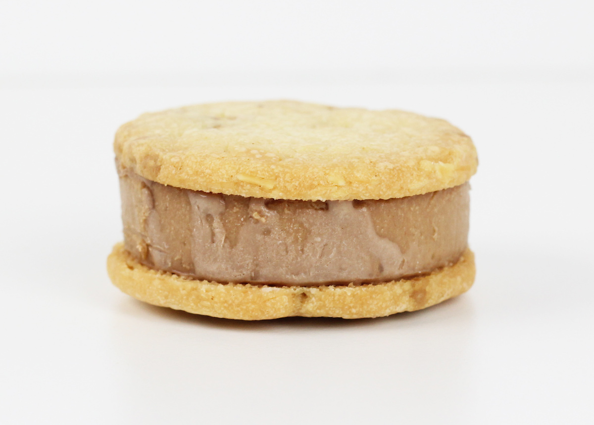 キャラメルバナーヌ　560円