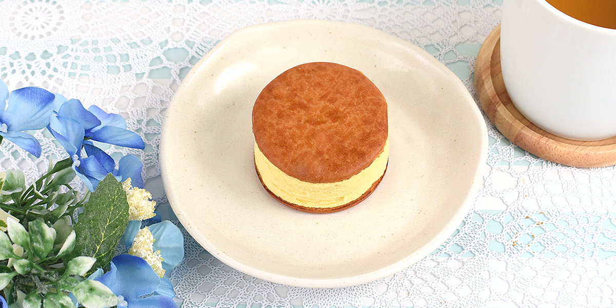 ファミリーマート、バタービスケットサンド レモン