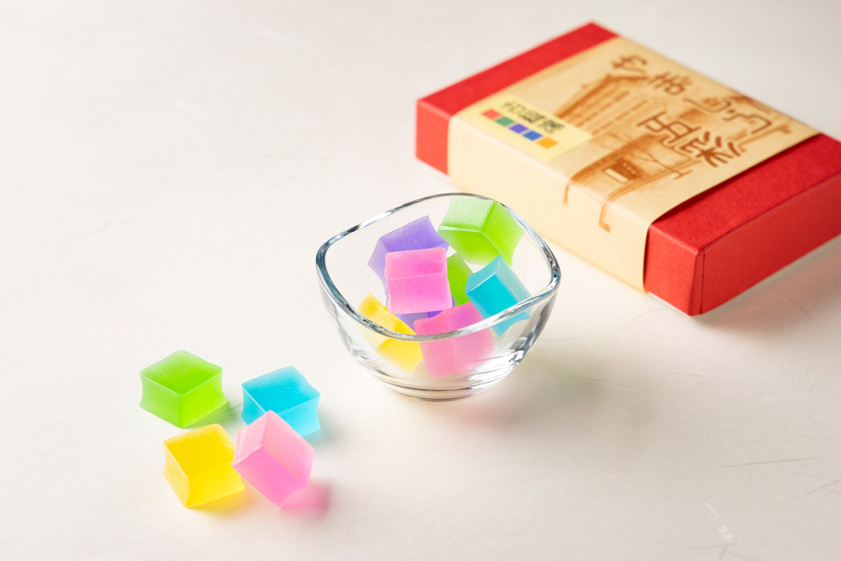 「やましろ五彩古総湯」1箱720円