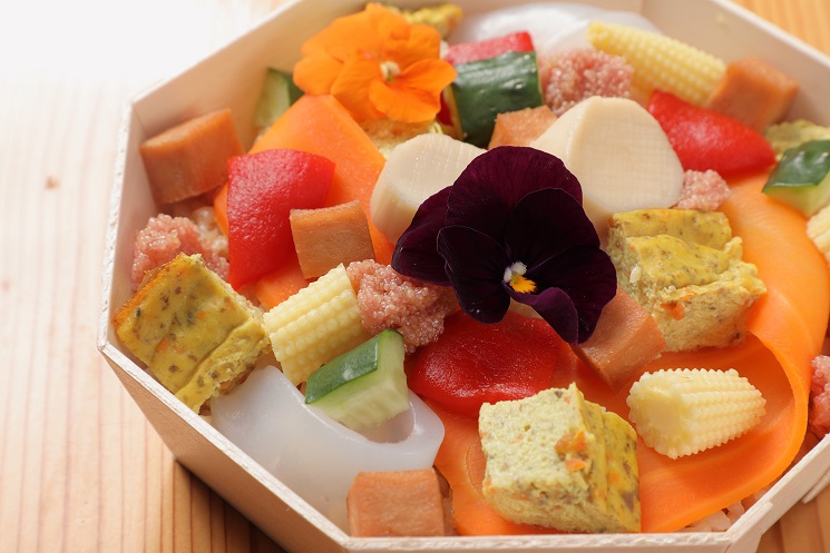 ヴィーガン花ちらし弁当　五葷抜き1500円
