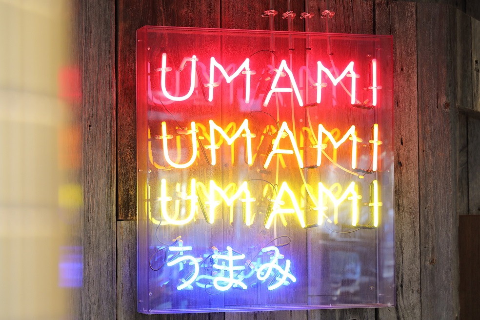 おしゃれなネオンにテンションが上がる！