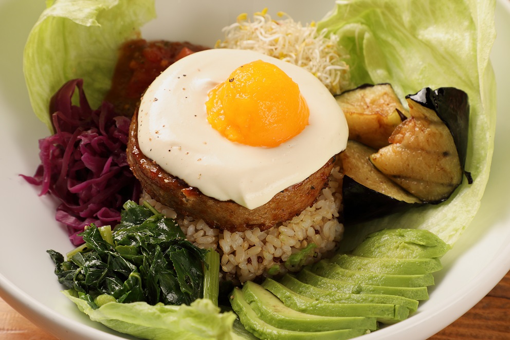 人気のハワイ料理ロコモコもヴィーガンに！