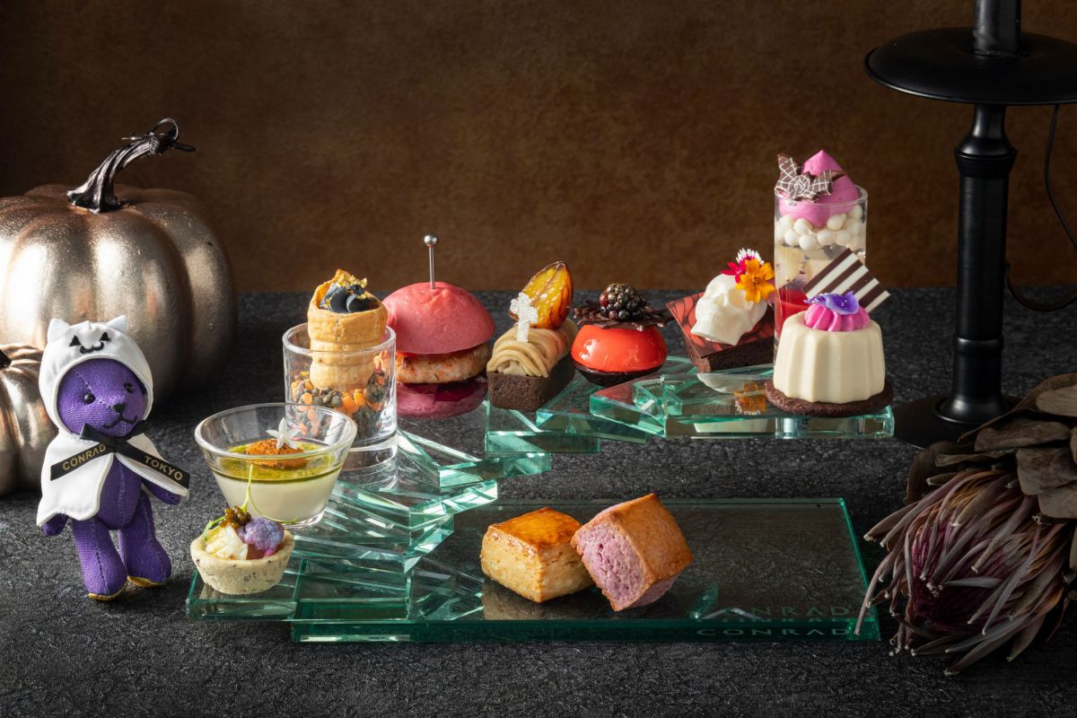 「コンラッド・ベア付き・デラックスアフタヌーンティー」1名1万1000円