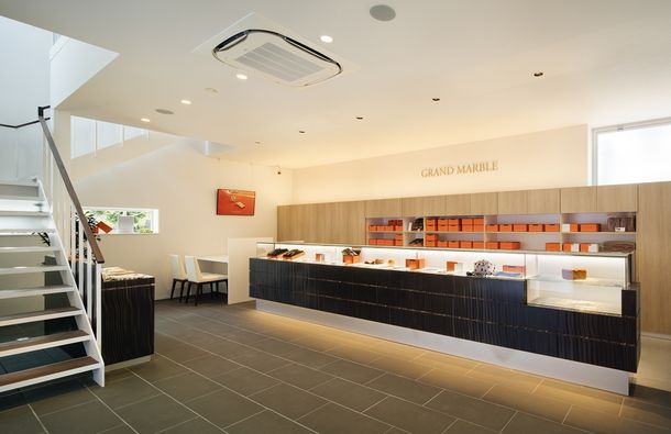 「グランマーブルファクトリー店」