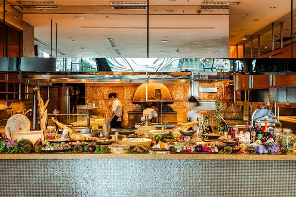 「XEX 日本橋」オープンキッチン