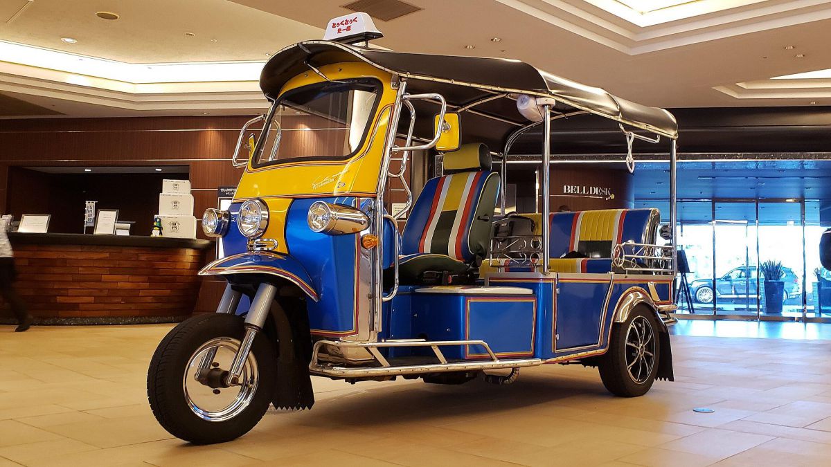 乗ることはできませんが、一緒に写真を撮ることは可能です