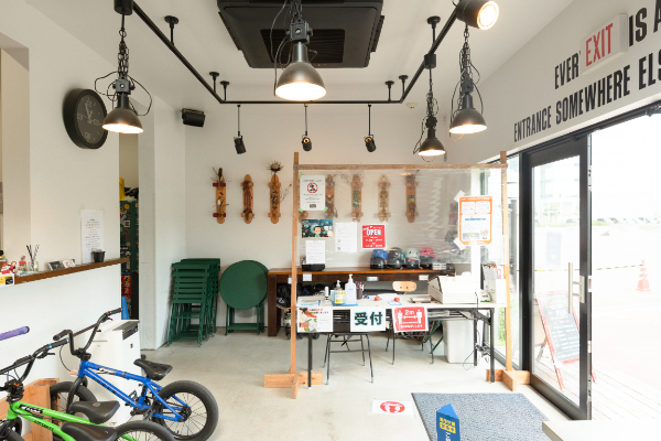 一般入場料：ビジター1日700円