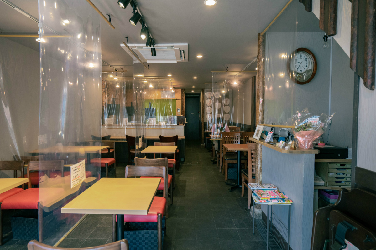 和の雰囲気を大切にした店内