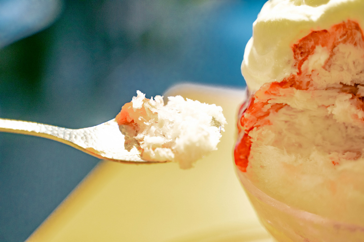 自家製いちごシロップの風味がたまらない…！