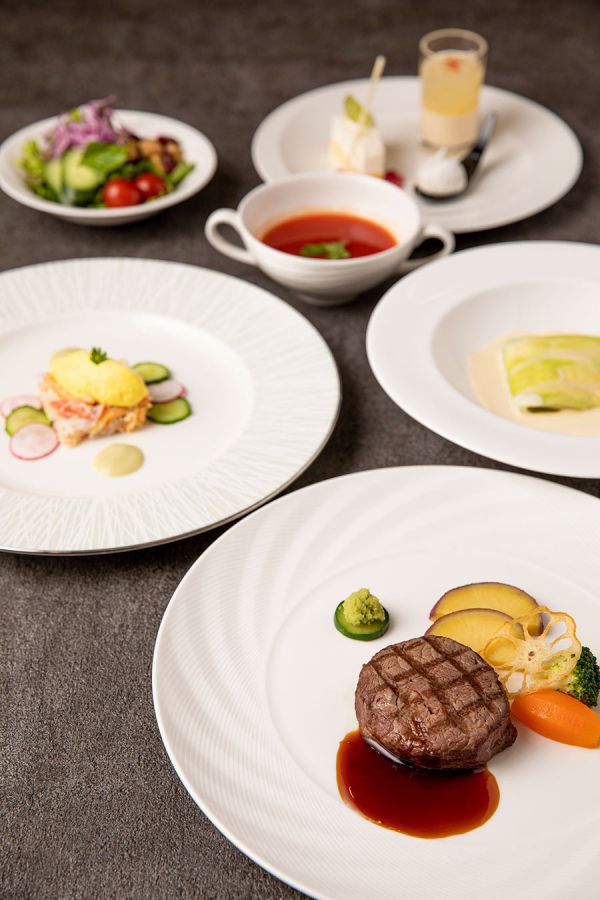 開業記念「シェフズプレミアムランチ」4500円