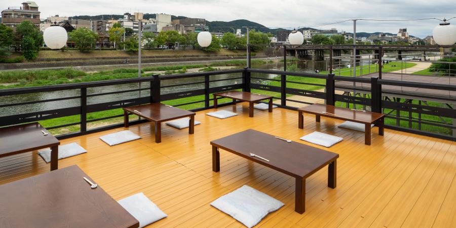 【京都】2021年は10月も鴨川の川床が楽しめる！ 木屋町の豆腐料理専門店「豆水楼」へ