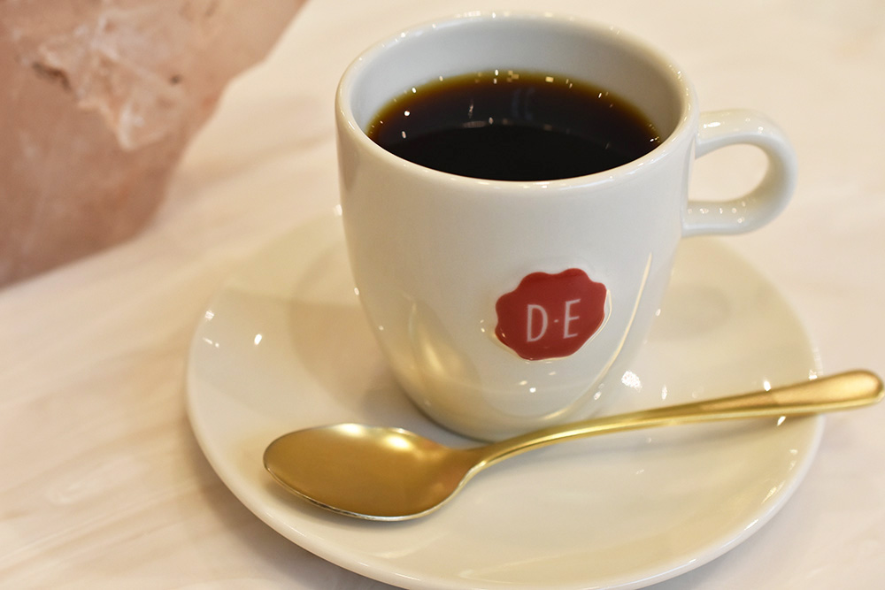 「ホットコーヒー」780円（おかわり1杯付き）