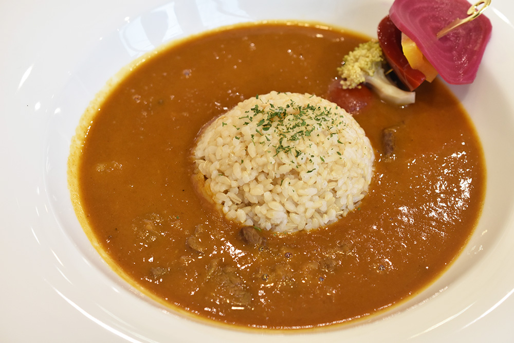 「自家製トロピカルカレー」1100円