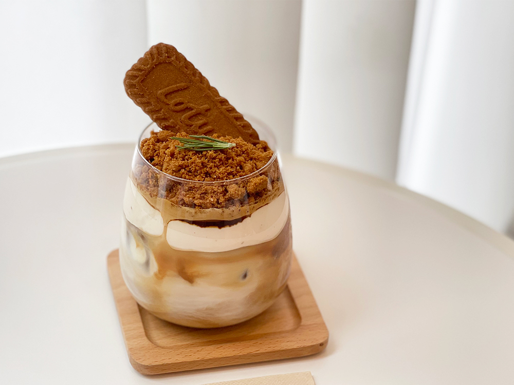 「Neulラテ」650円