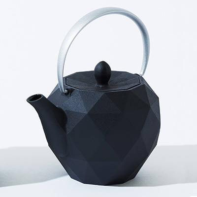 1ポット[330ml]　500円（サービス料込み）