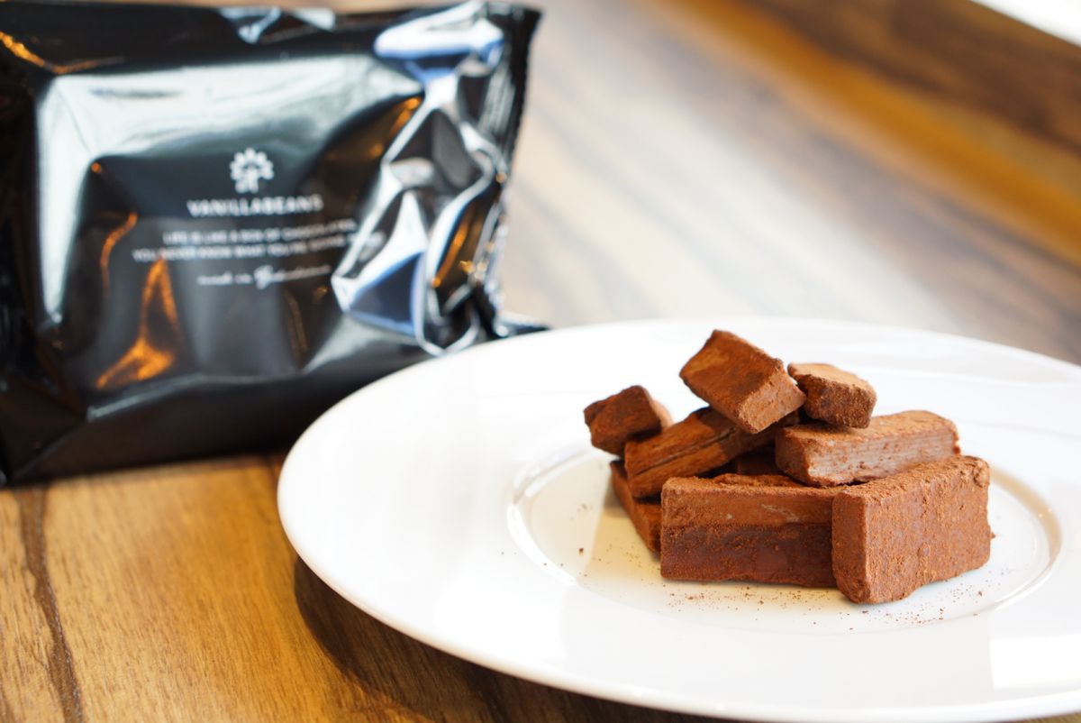 「生チョコの切れはし」はテイクアウトのみ