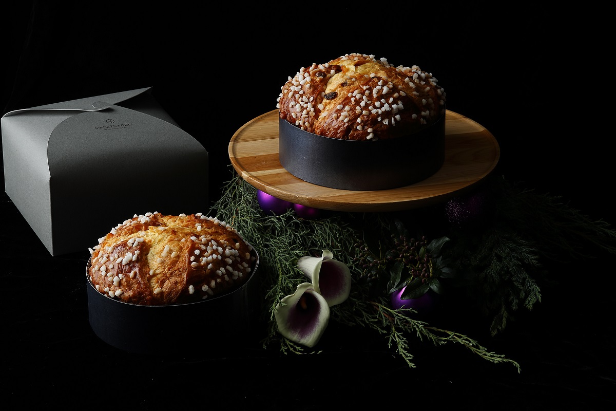 「イル パネトーネ」∅18×H10cm 3300円 ※店頭受取のみ