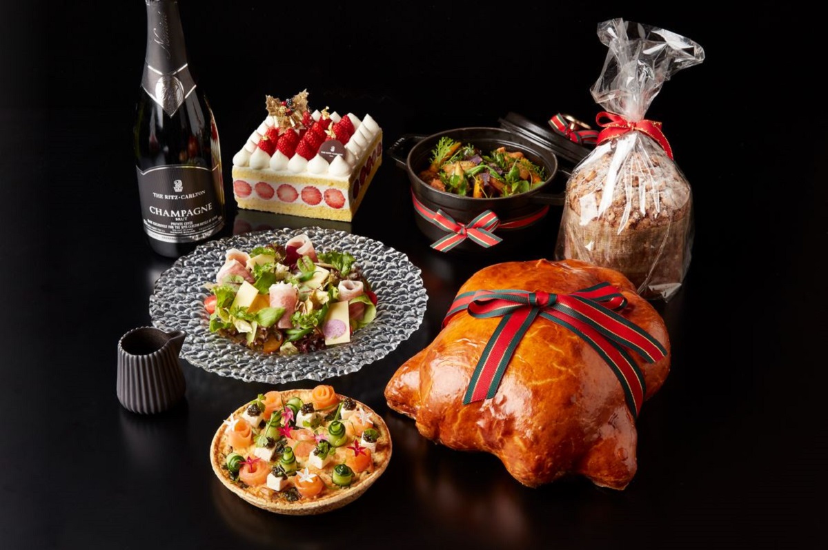 「クリスマス テイクアウトメニュー」  25,000円（2～4名用）、 30,000円ストロベリーショートケーキ(12cm)付き、 35,000円ストロベリーショートケーキ(12cm)とボトルシャンパーニュ付き  