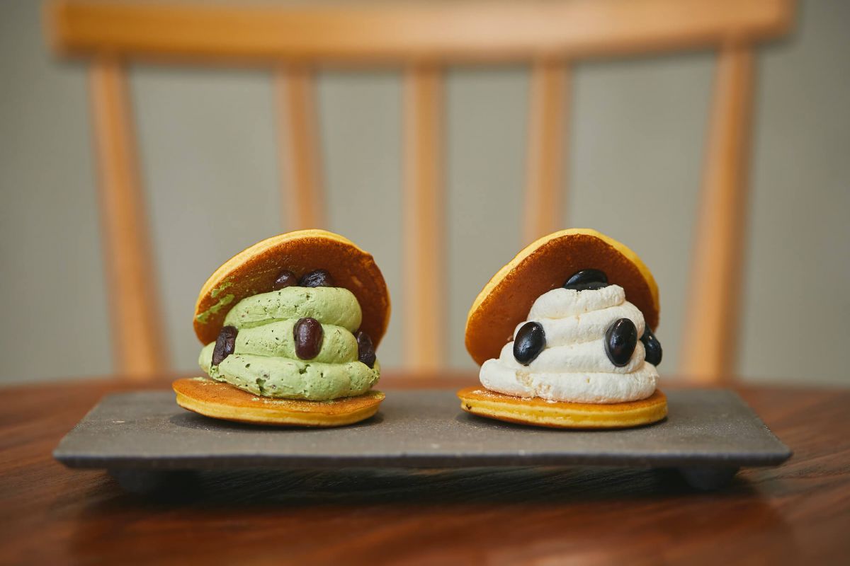 「豆腐クリーム」300円、「抹茶クリーム」350円