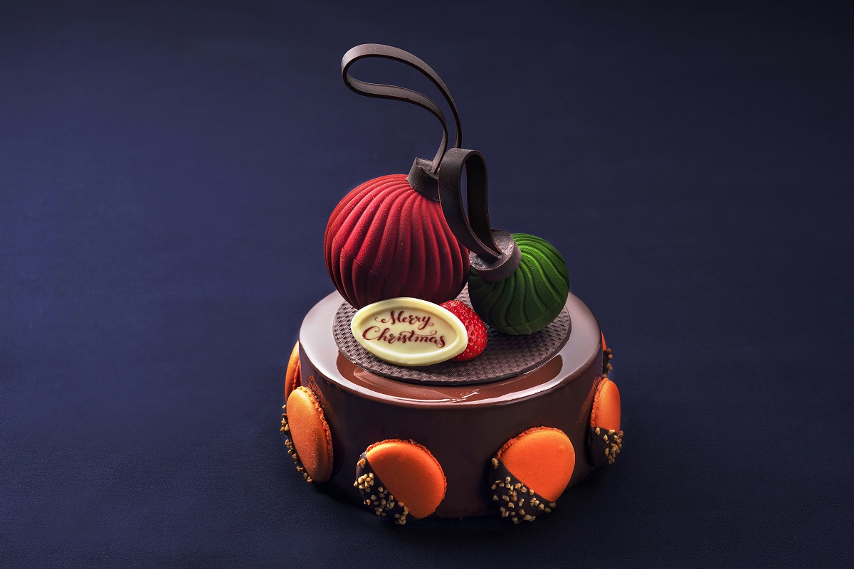 「キングショコラ」高さ約21cm、直径約15cm　 6000円