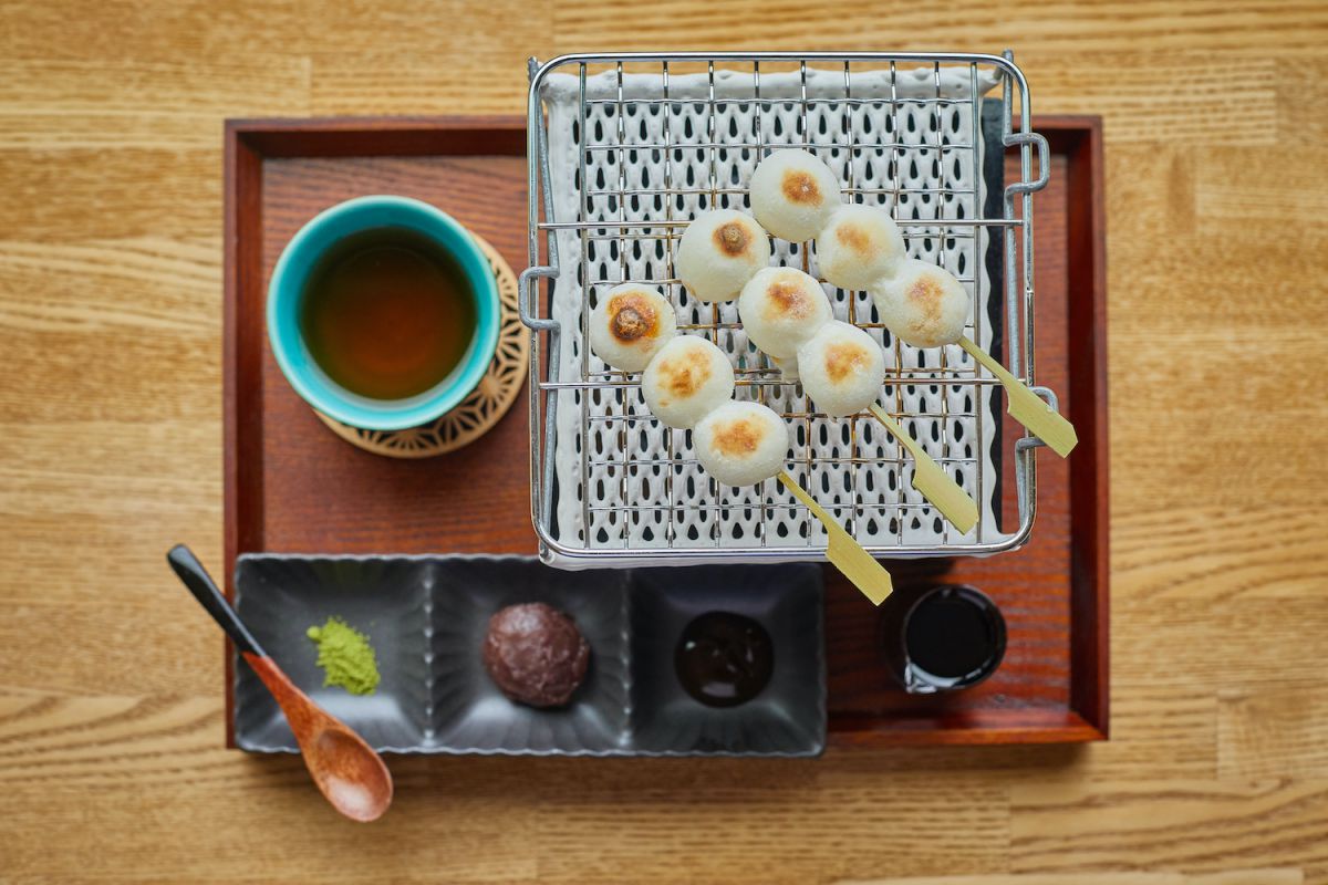 十五番 炙りだんご 1000円