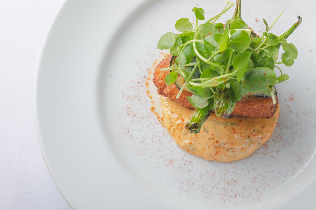 フォーチュンコース メカジキのカツレツ ハーブタルタルソース 2500円