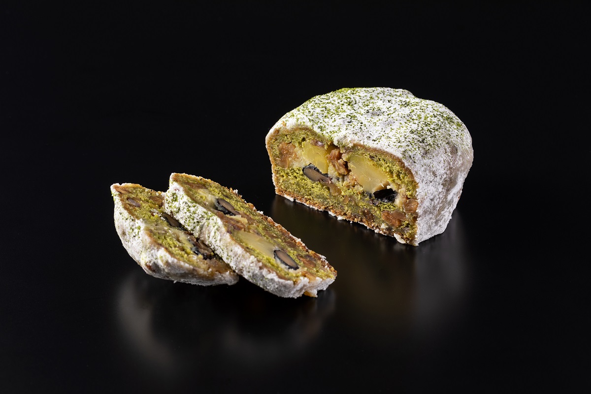 抹茶 シュトーレン〈大〉￥2,500〈小〉￥1,200 [大 高さ7cm×幅12cm ] [小 高さ5cm×幅10cm ]