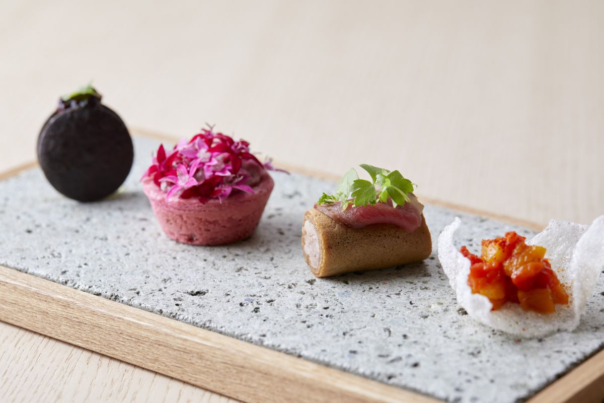 シェフによる月替わりのコースは2種類（写真はイメージです）