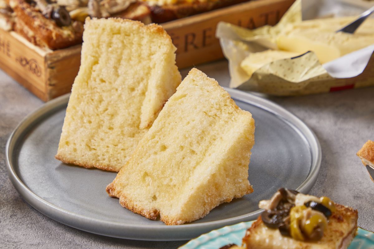 ザクじゅわ!? バターたっぷりシュガートースト